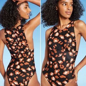 Shade & Shore One Piece Animal Print Built In Bra Lined Cheeky Swimsuit Large